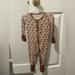 Little Sleepies Zippies Rust Rainbows